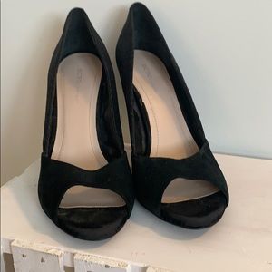 Beautiful Black BCBG Heels